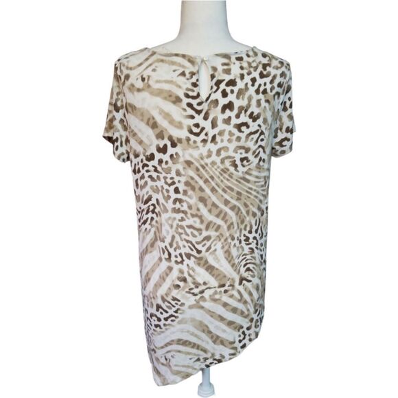 Chico's Short Sleeve Animal Print Top Size Medium - Picture 4 of 9